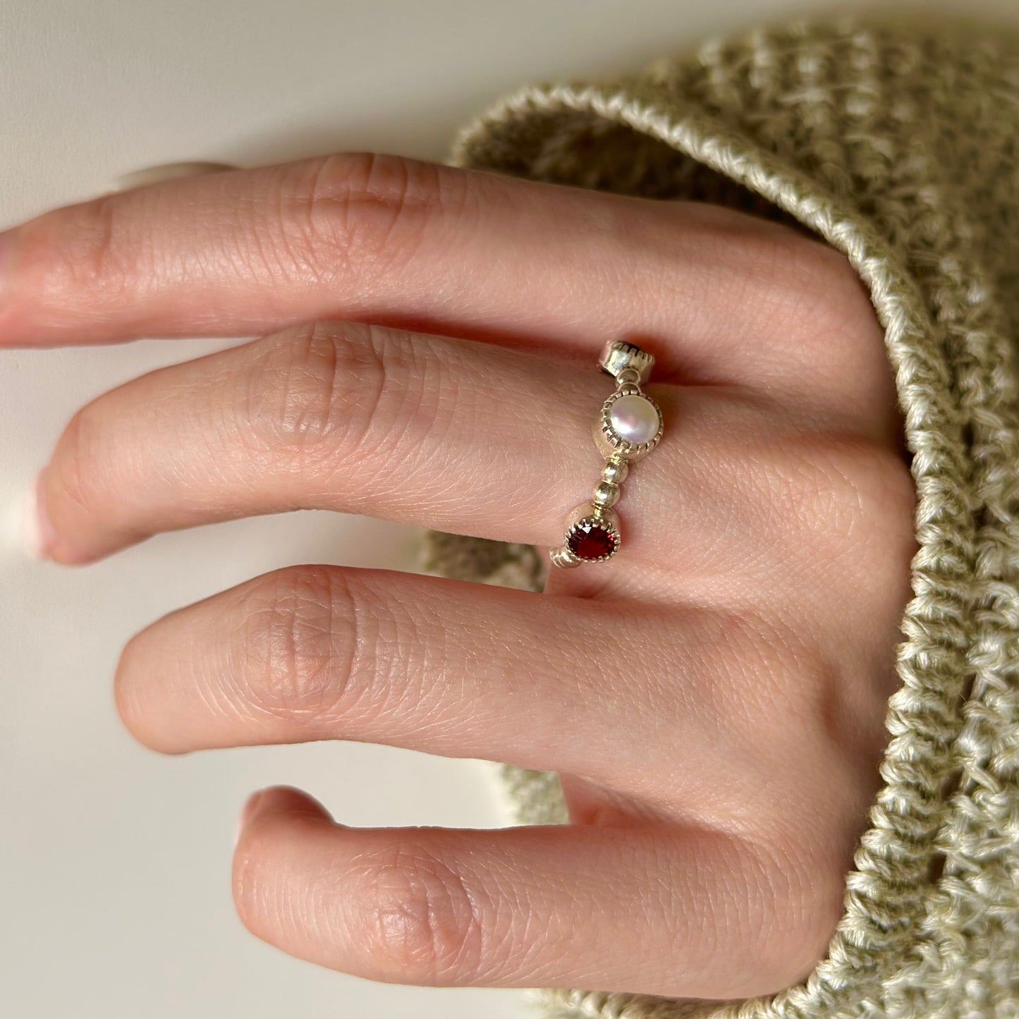 Pearl design ring 4
