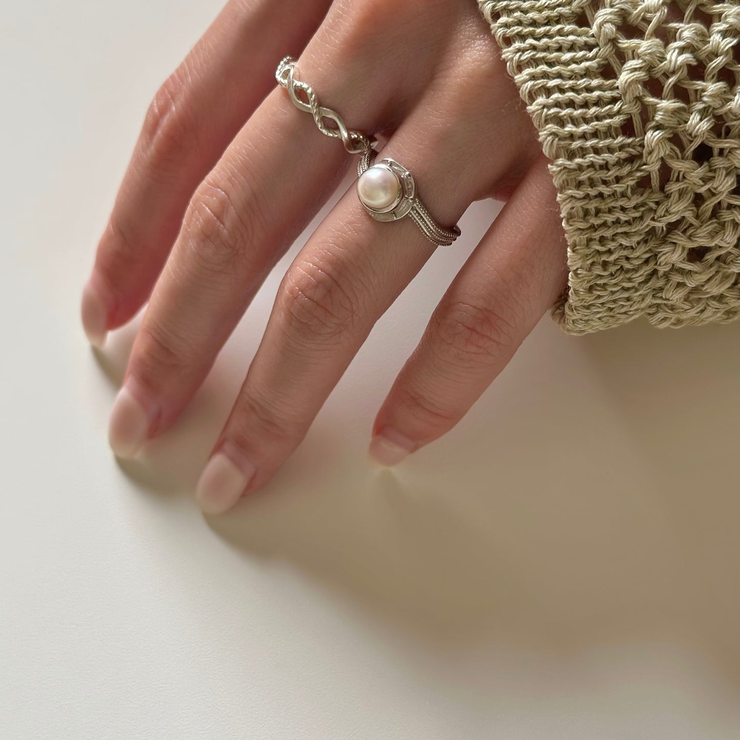 Pearl design ring 2