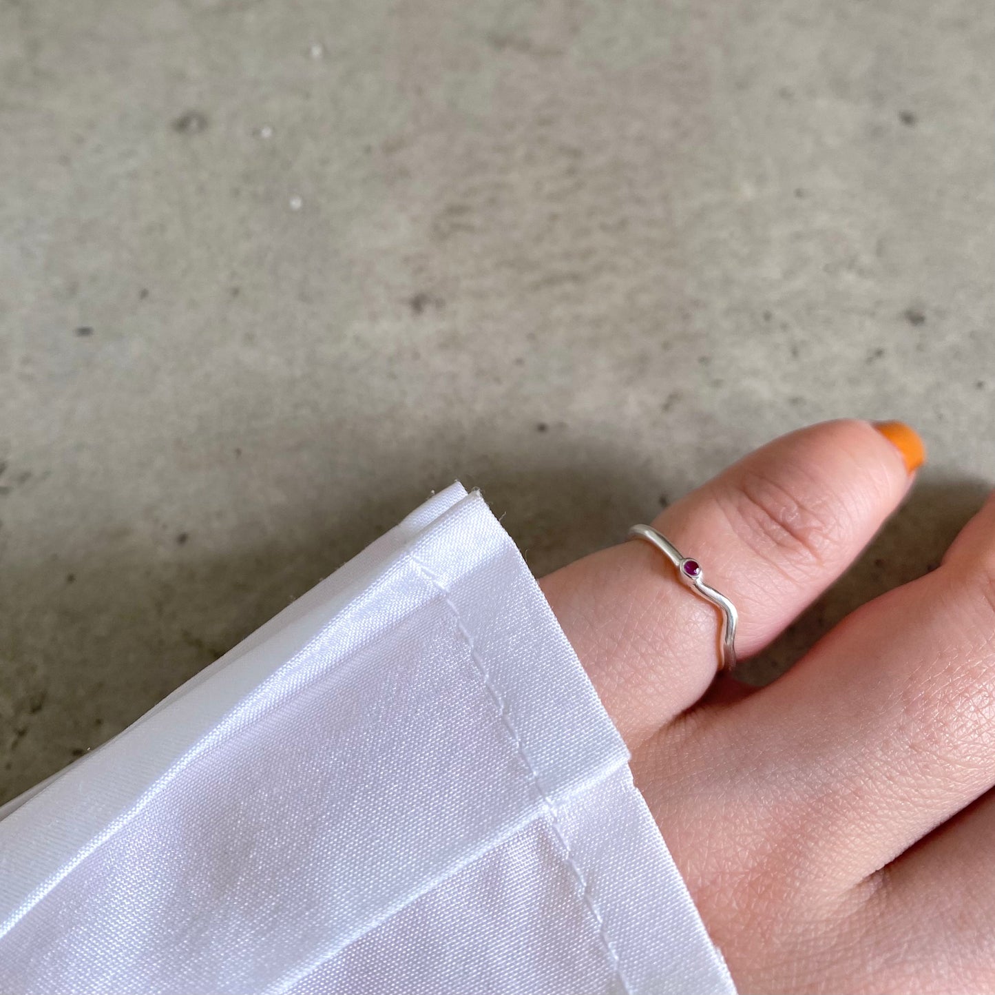 Petit stone wave ring