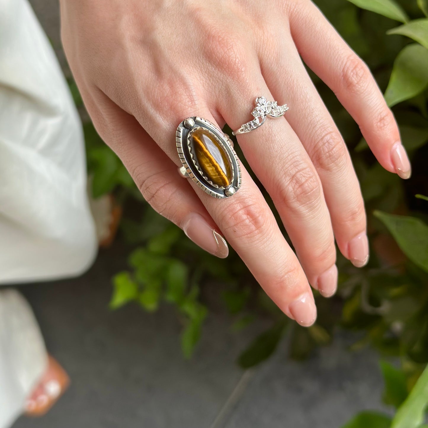 Big stone ring 1