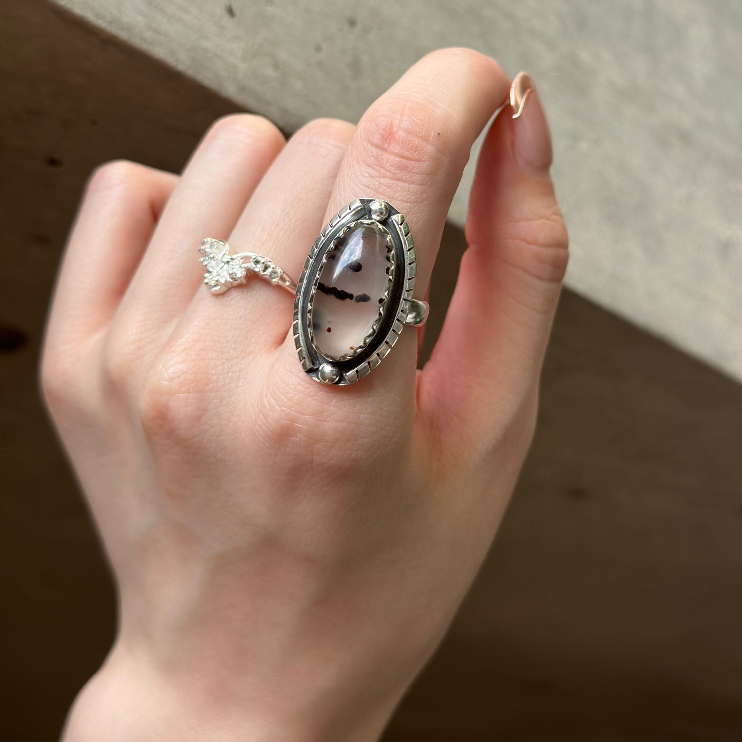Big stone ring 1