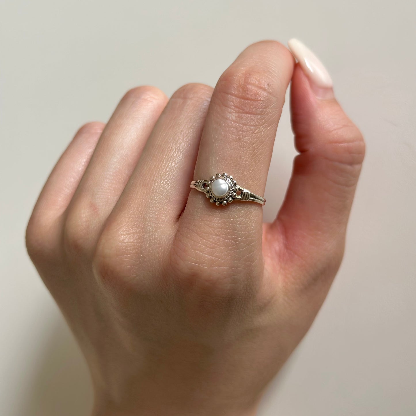 Pearl design ring 1