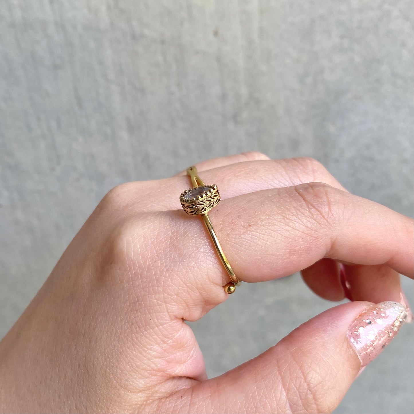Brass petit ring 〈white/clear〉