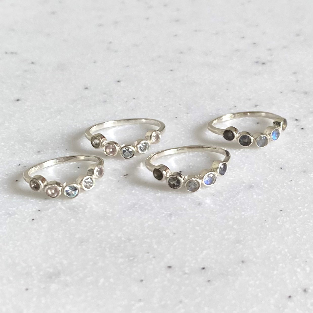 5stones design ring