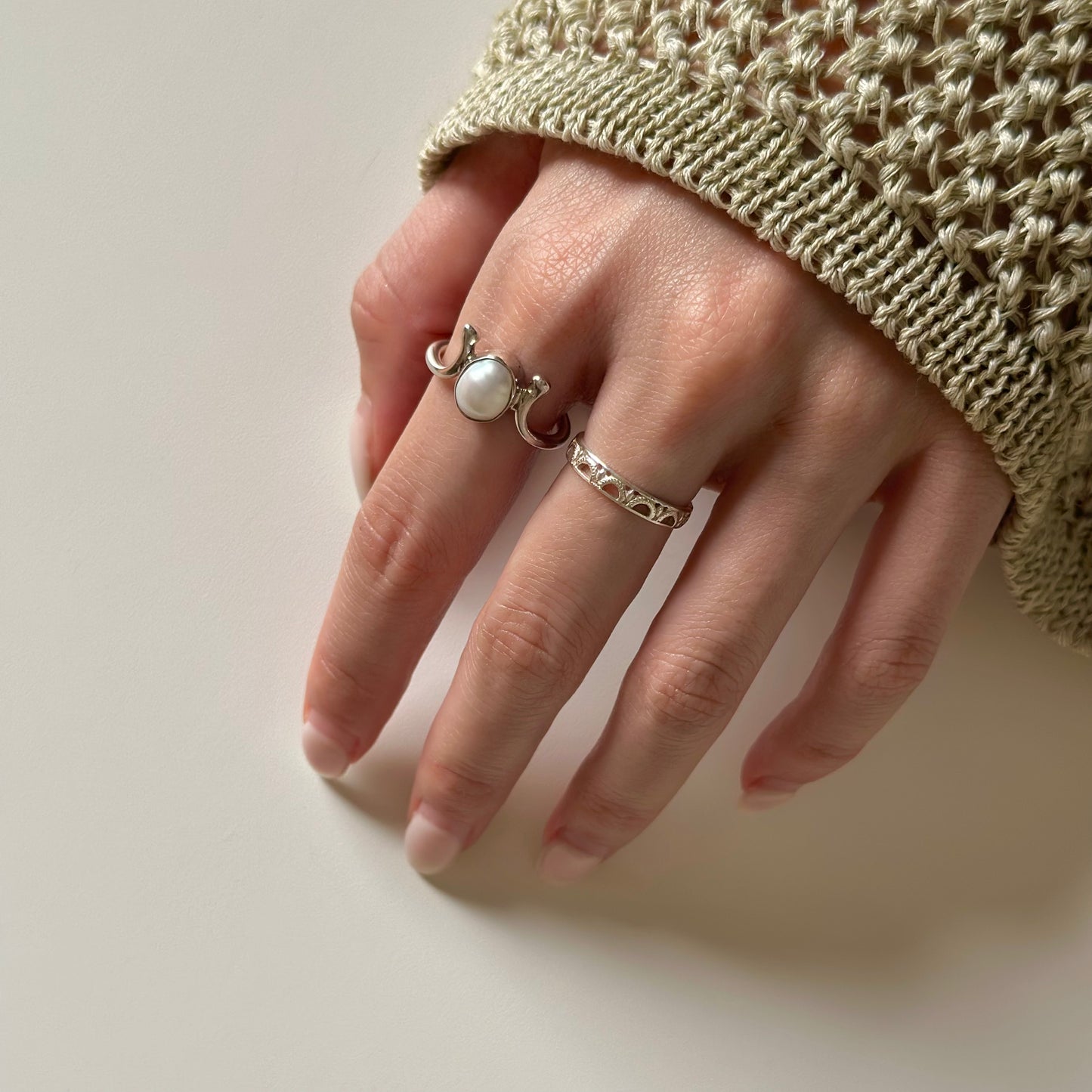 Pearl design ring 3