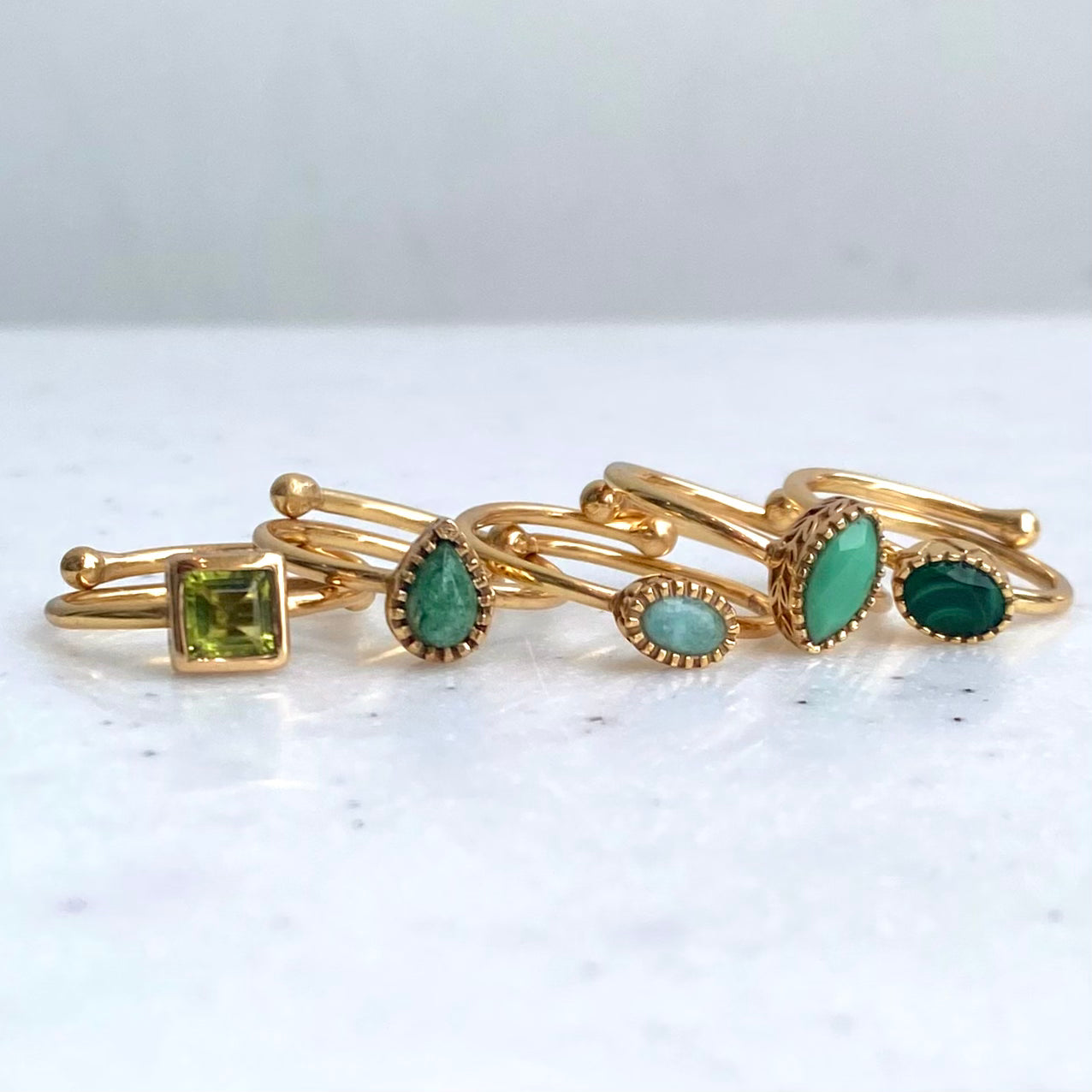 Brass petit ring〈green〉