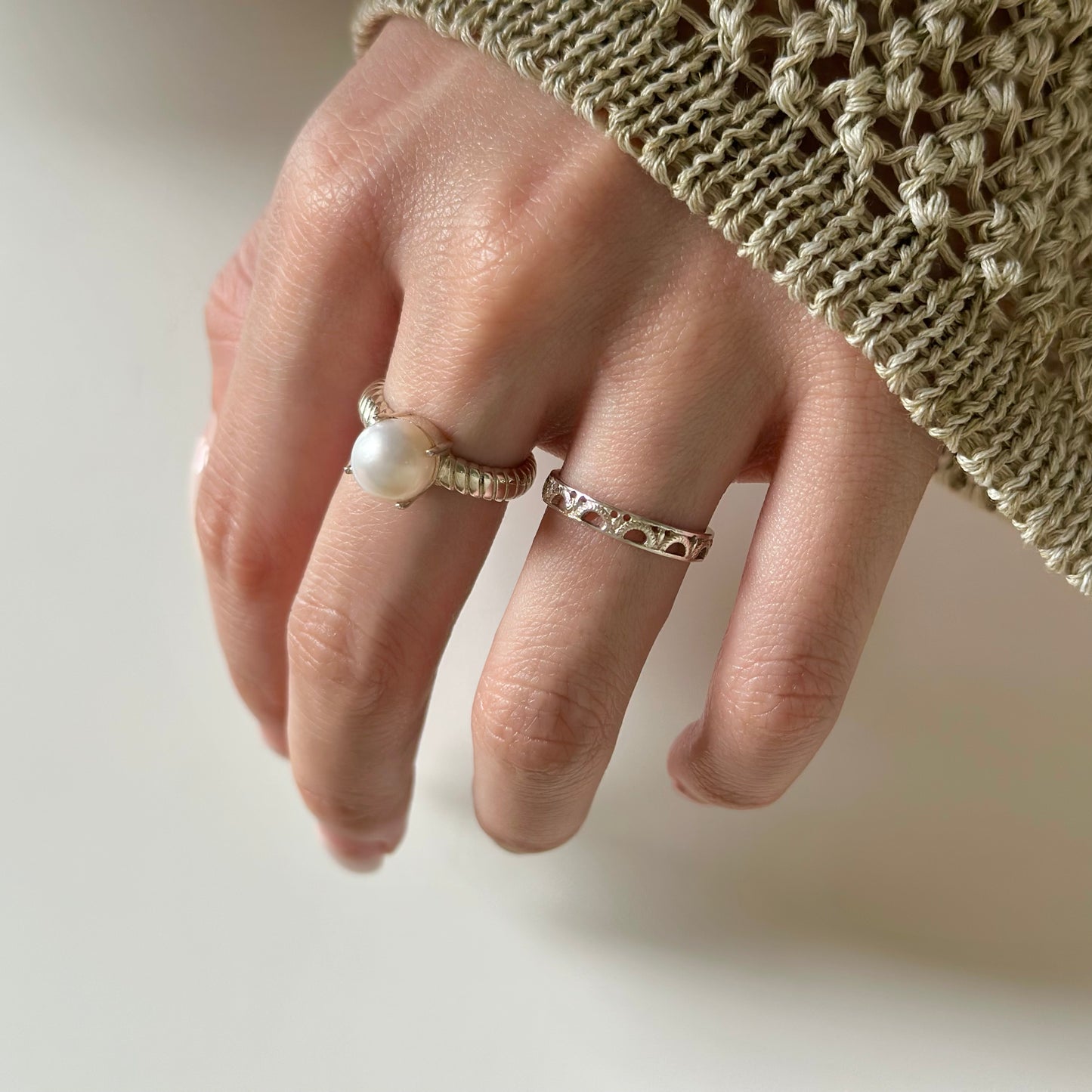 Pearl design ring 3