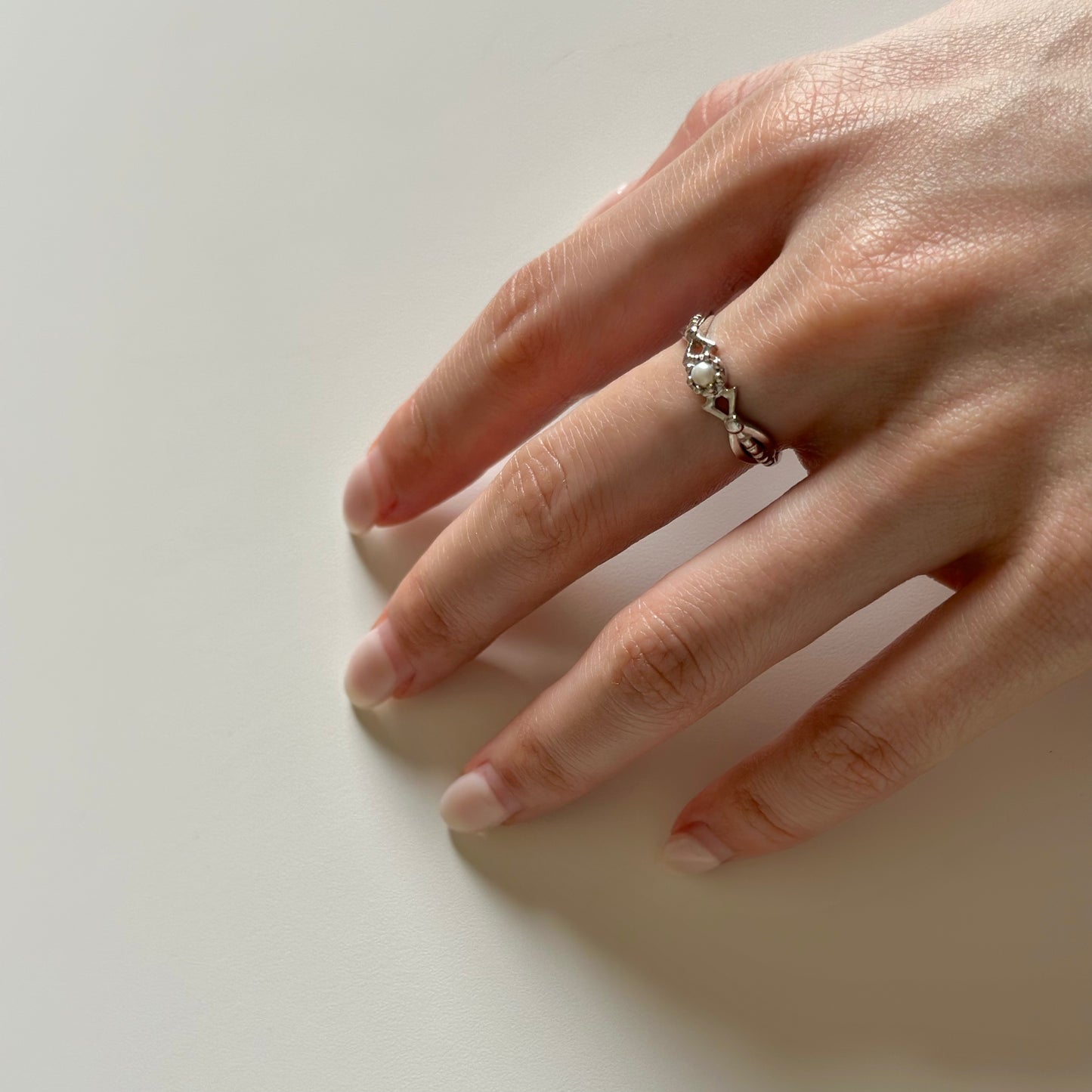 Pearl design ring 1