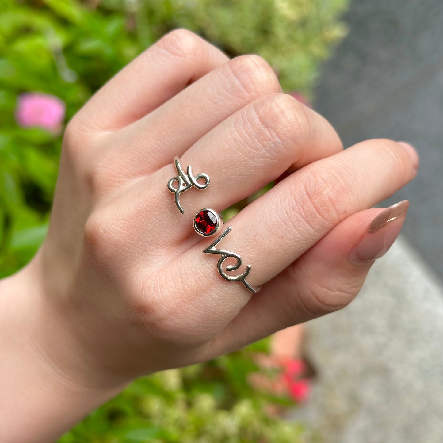 Love design 2finger ring