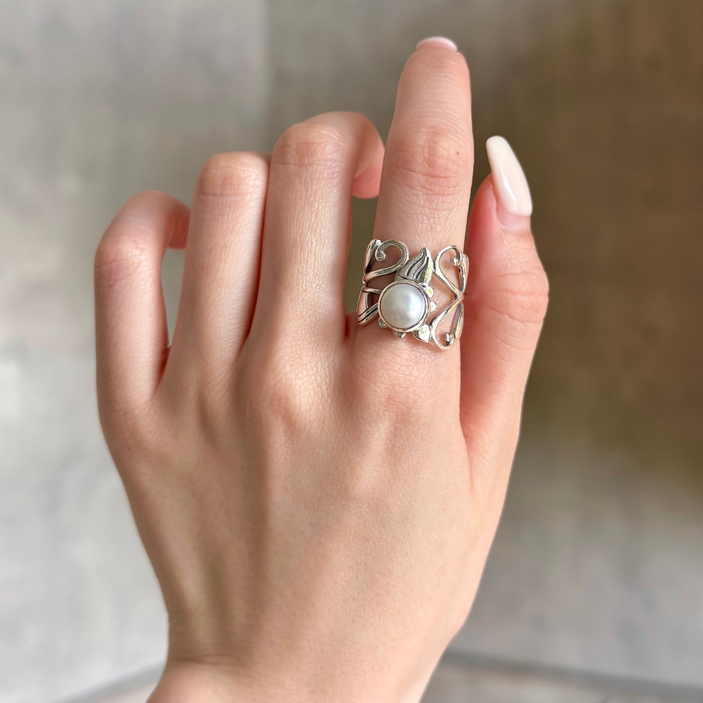 Pearl design ring 6