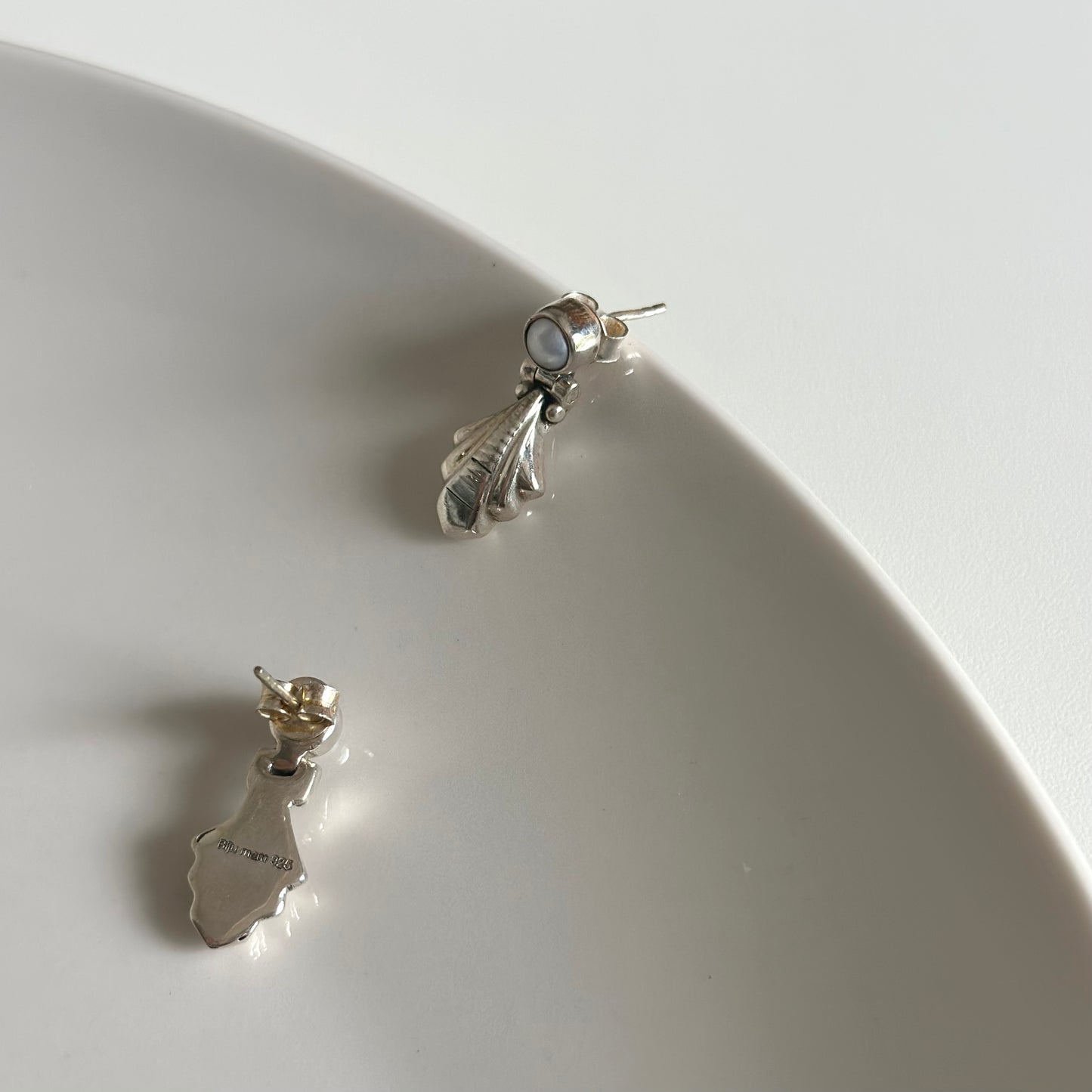 Pearl design pierce