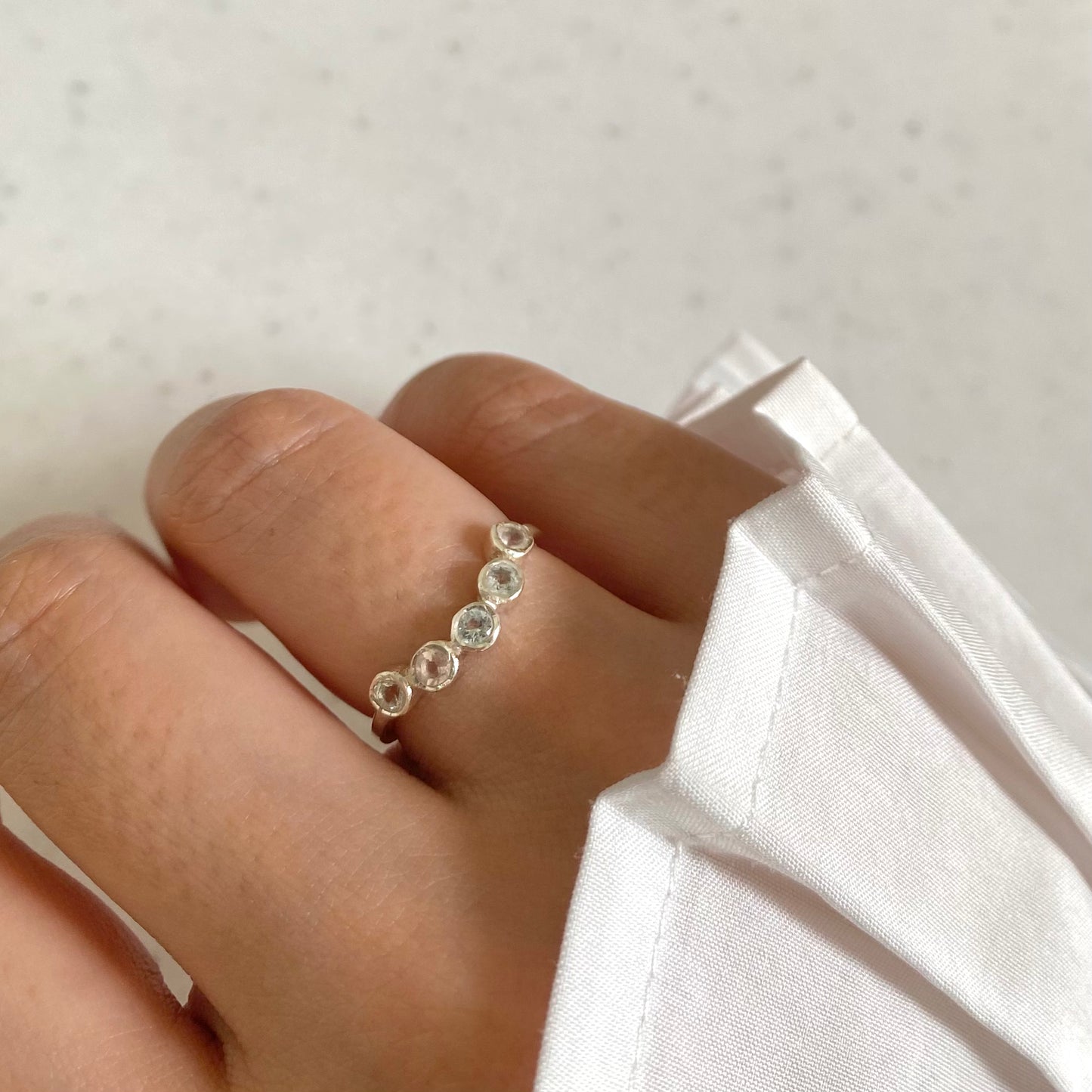 5stones design ring
