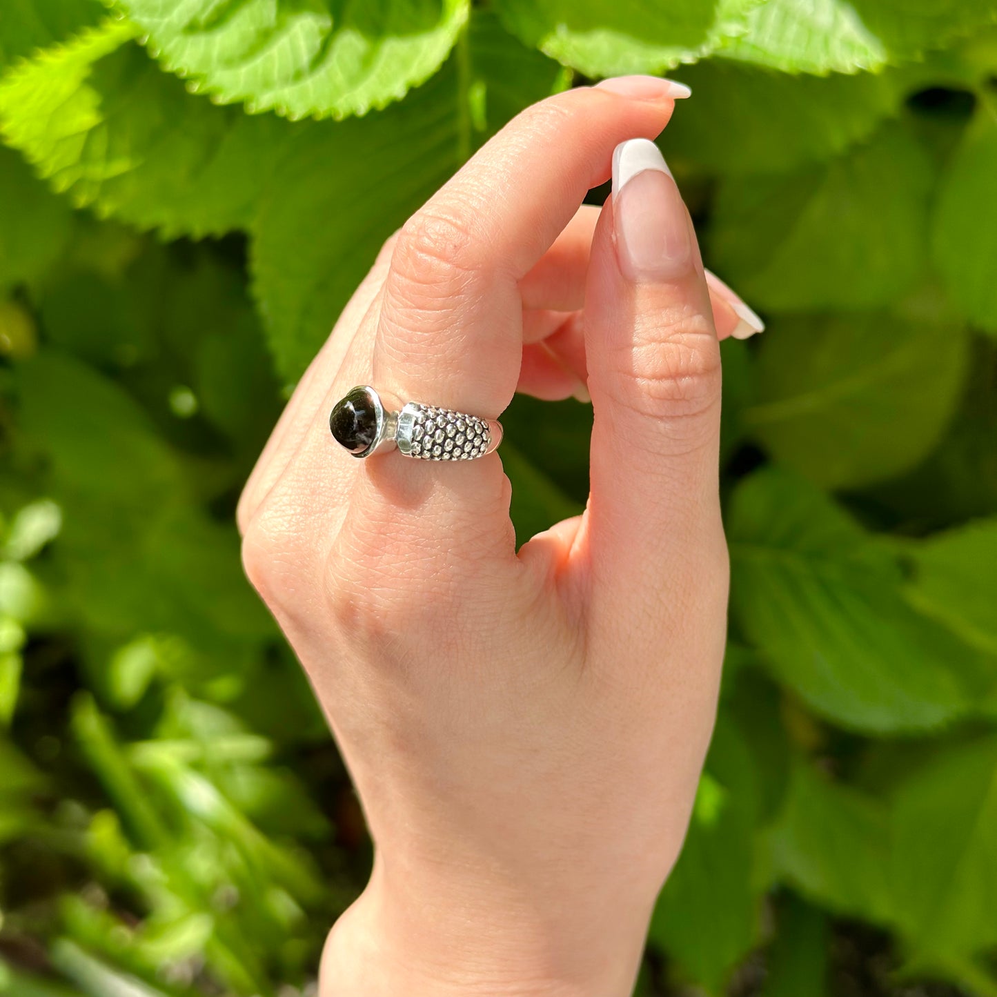 Black star ring 1