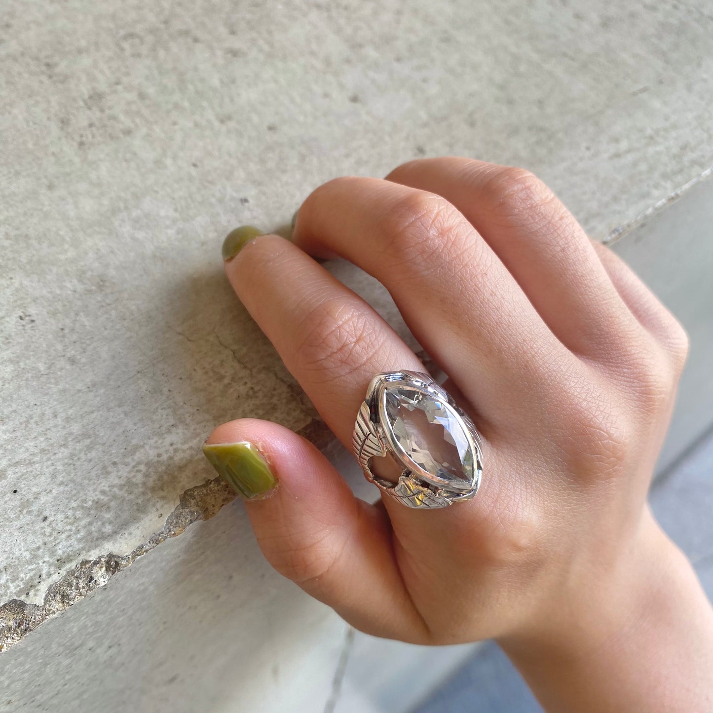 Big stone ring 3