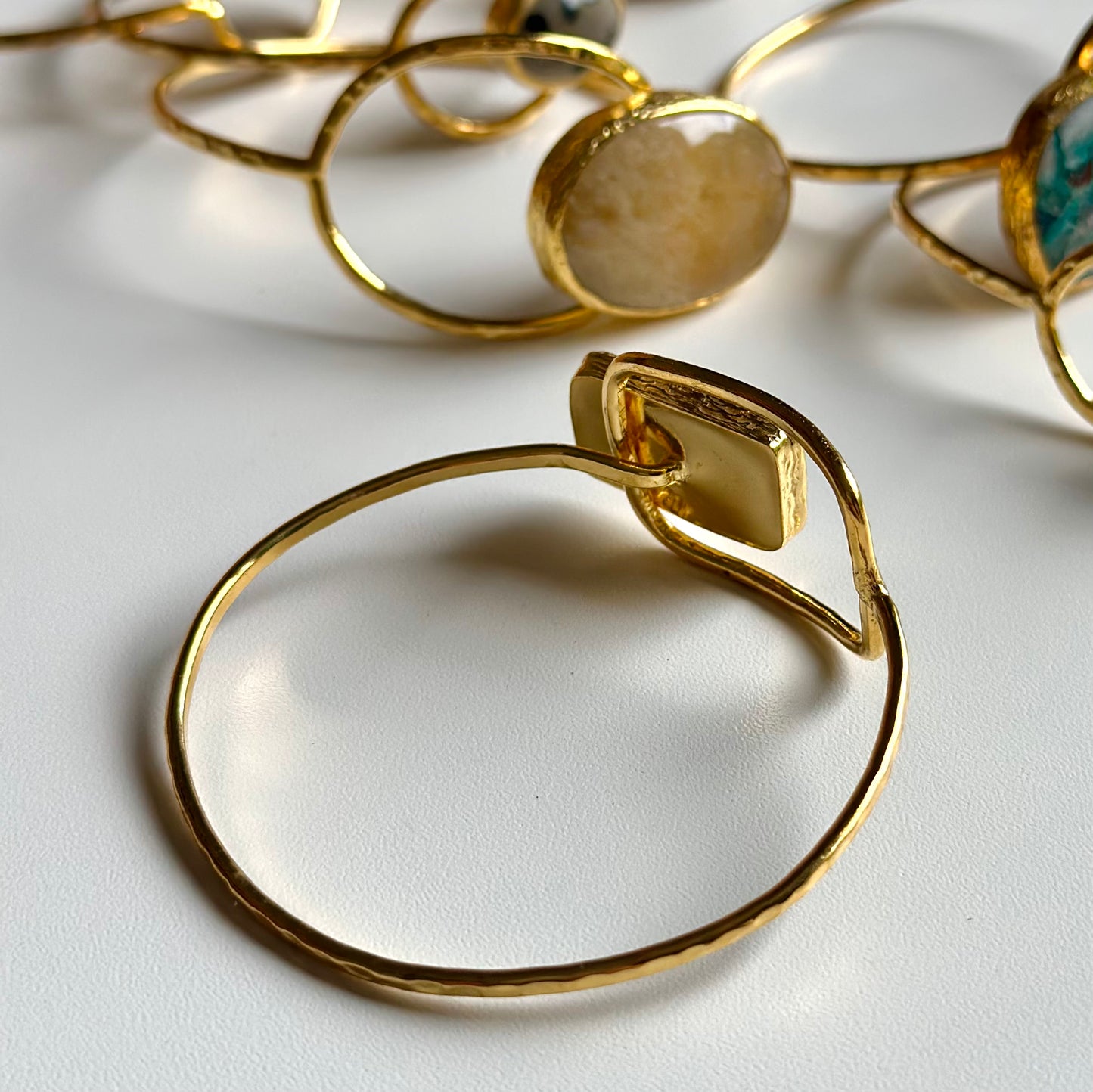 Brass 1stone bangle
