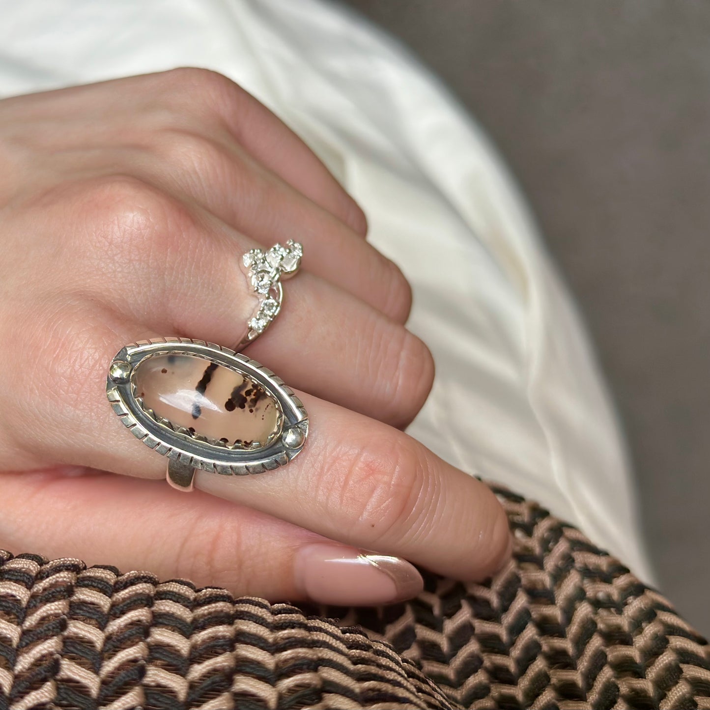 Big stone ring 1