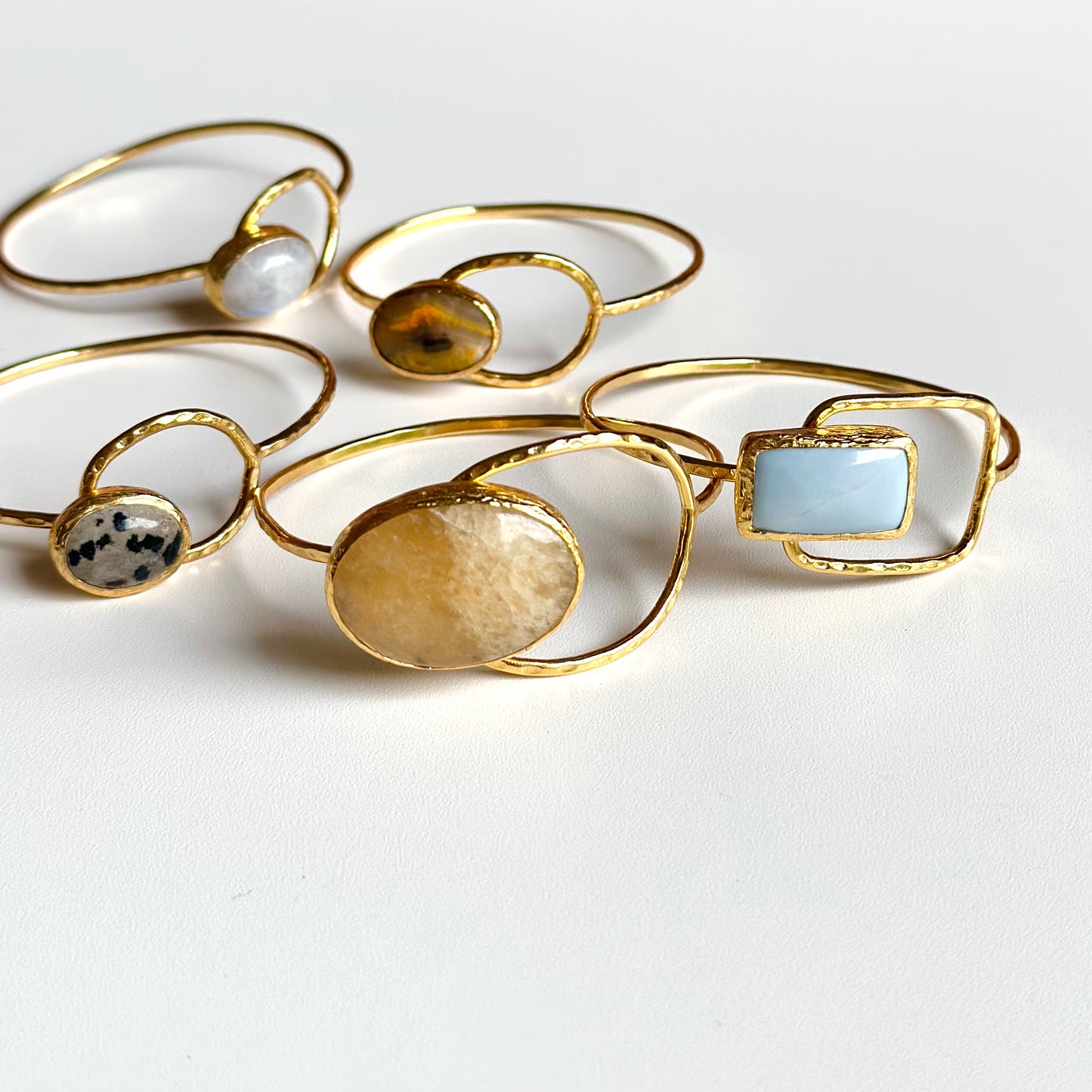 Brass 1stone bangle