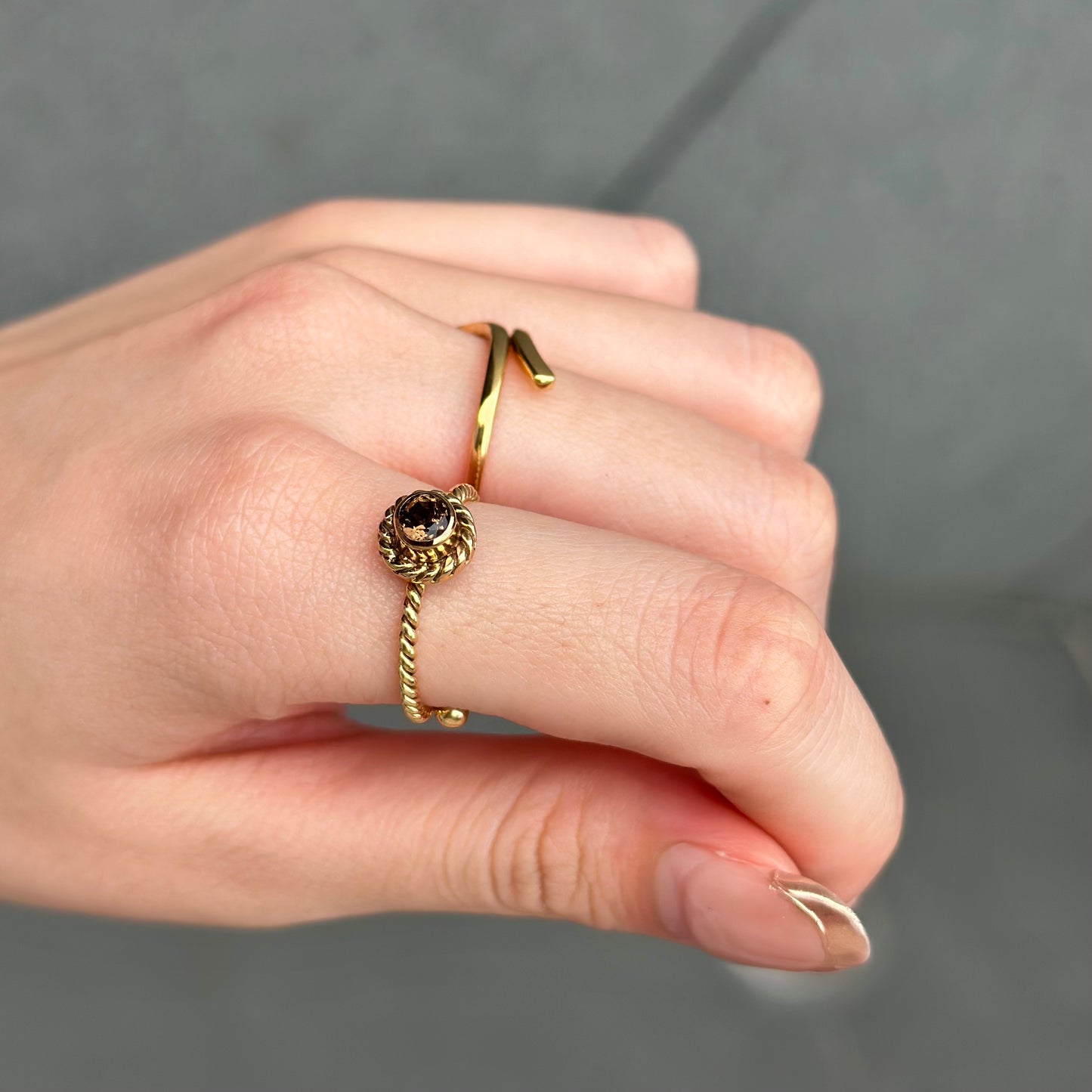 Brass petit ring〈twist 1〉