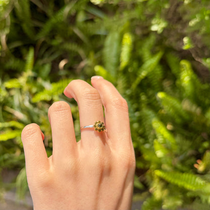 Flower design ring