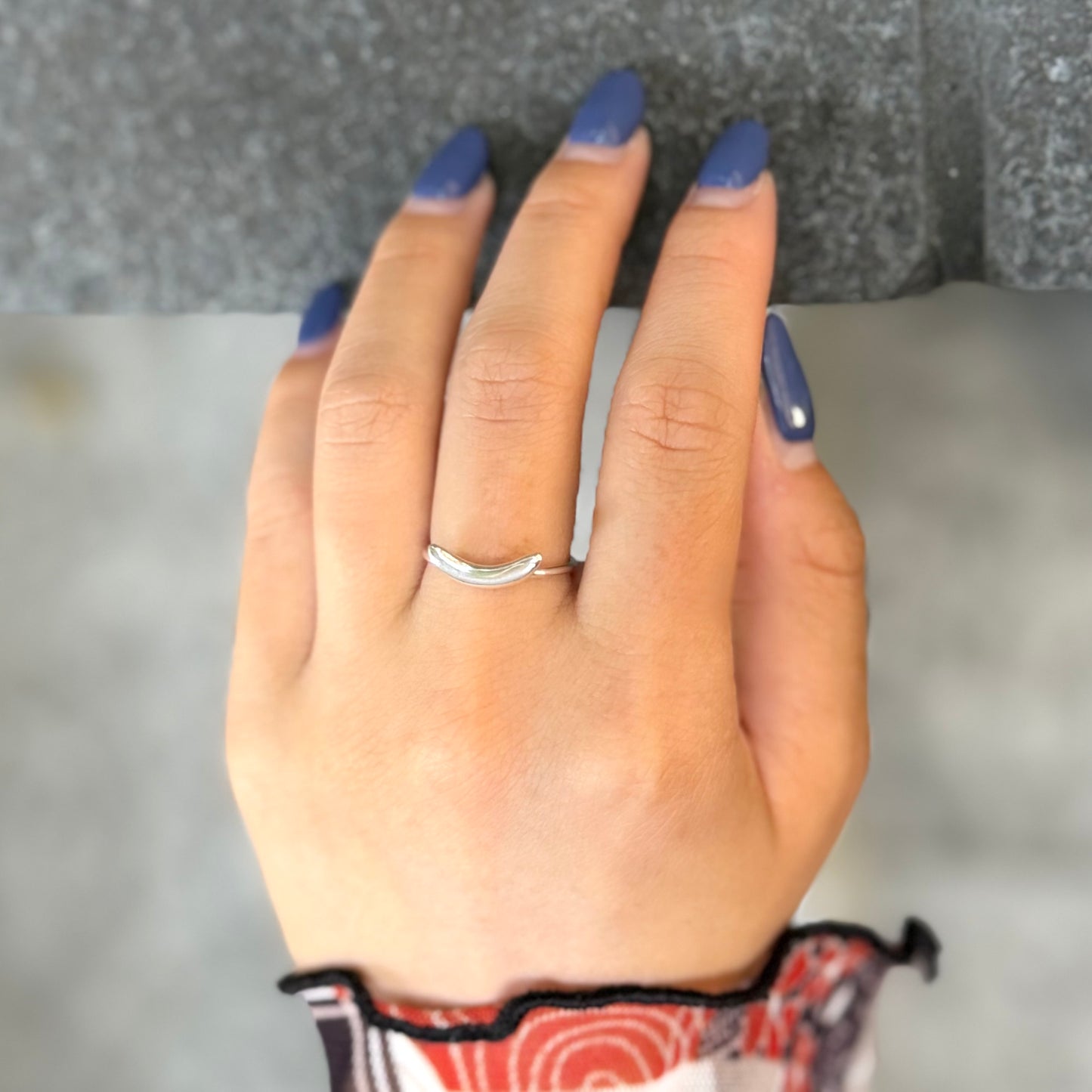 Moon plain ring 9