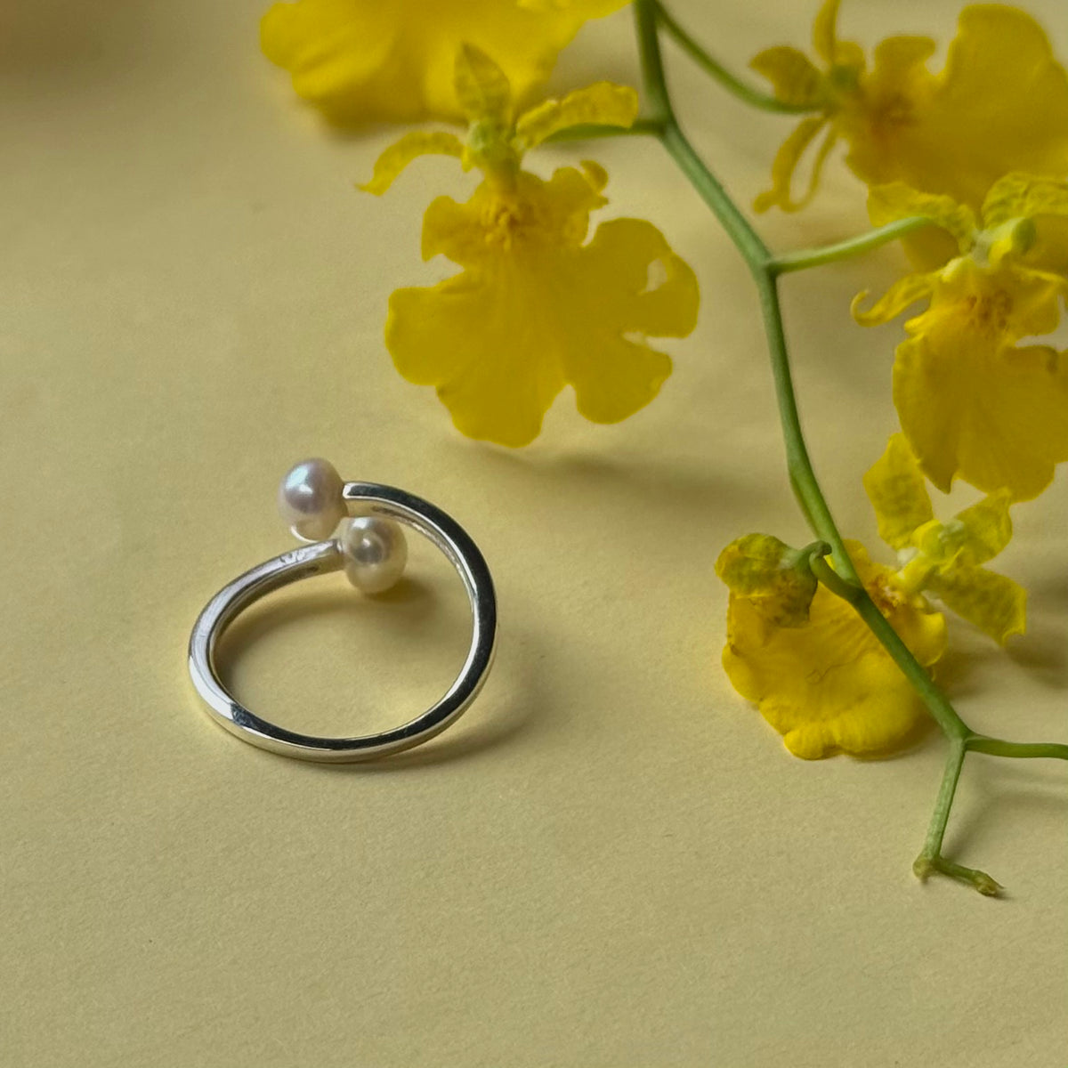 Pearl design ring 4
