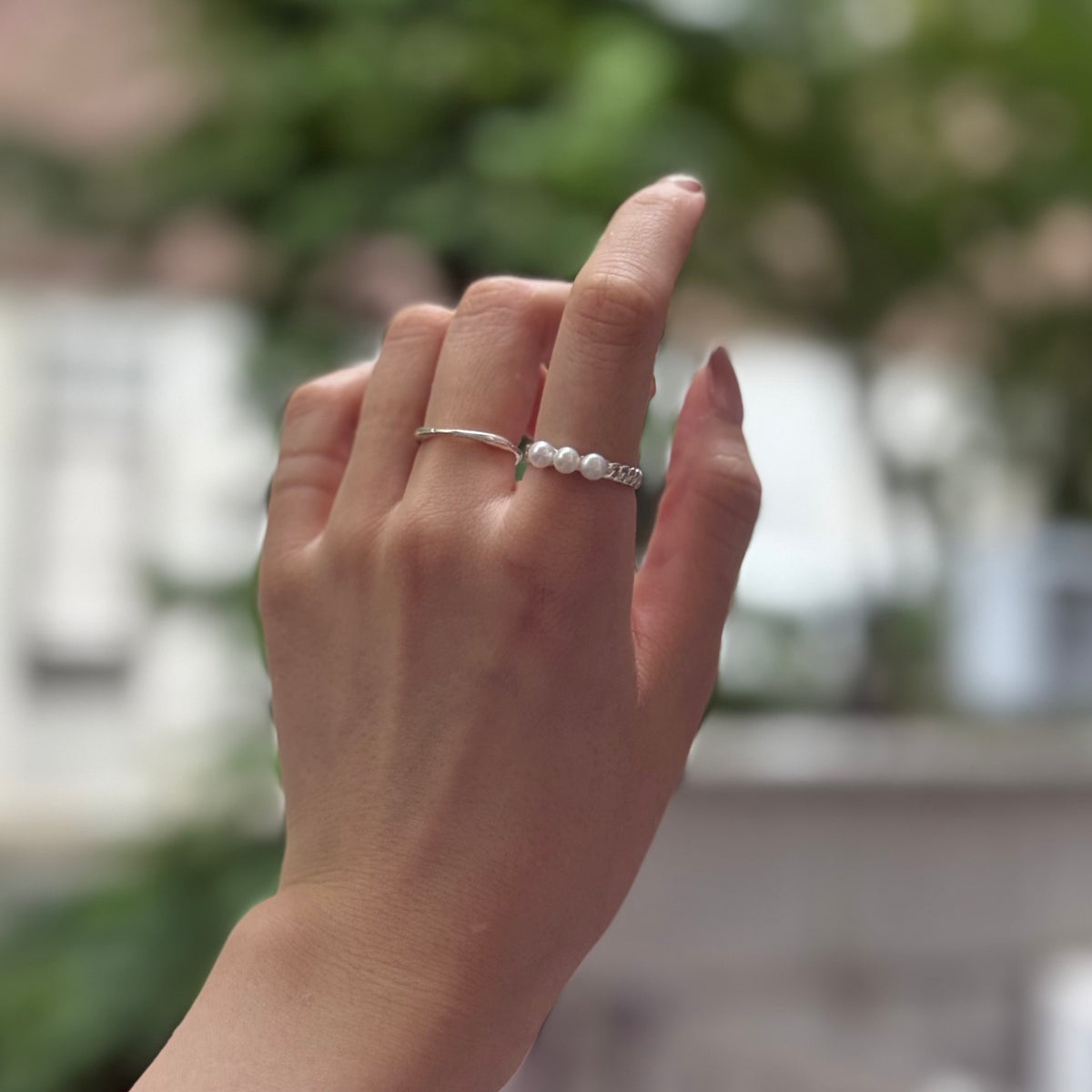 Pearl design ring 9