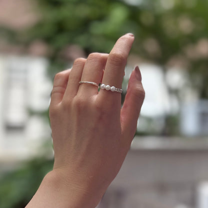Pearl design ring 9