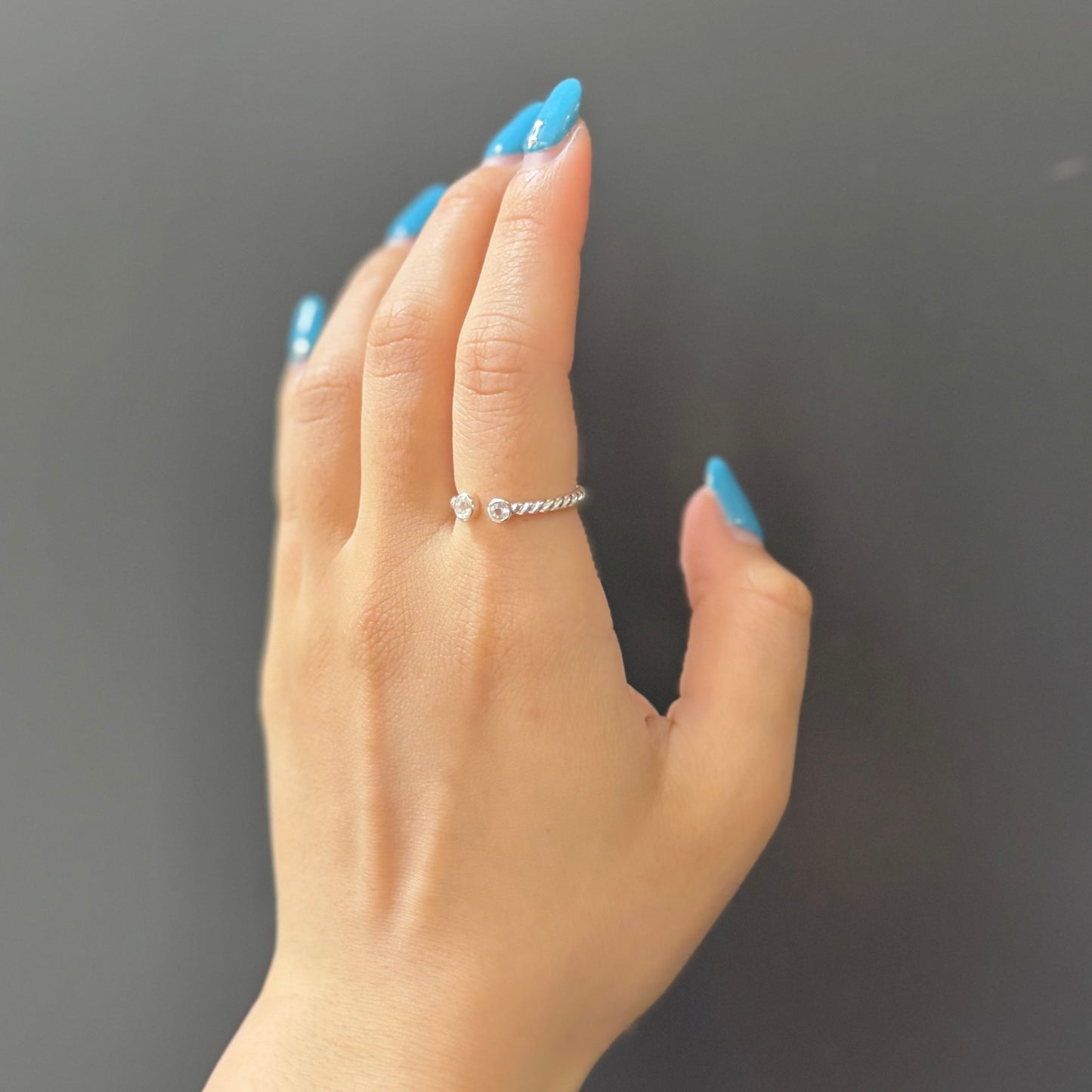 White topaz ring 7