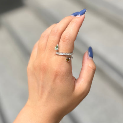 【Biju mam poco】Mulch tourmaline × white topaz ring