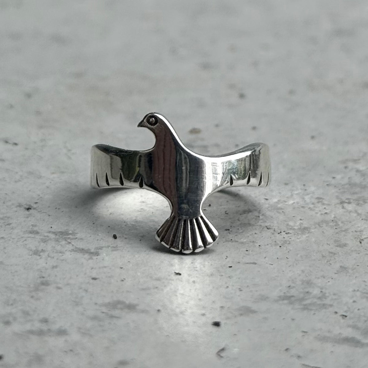 Bird plain ring