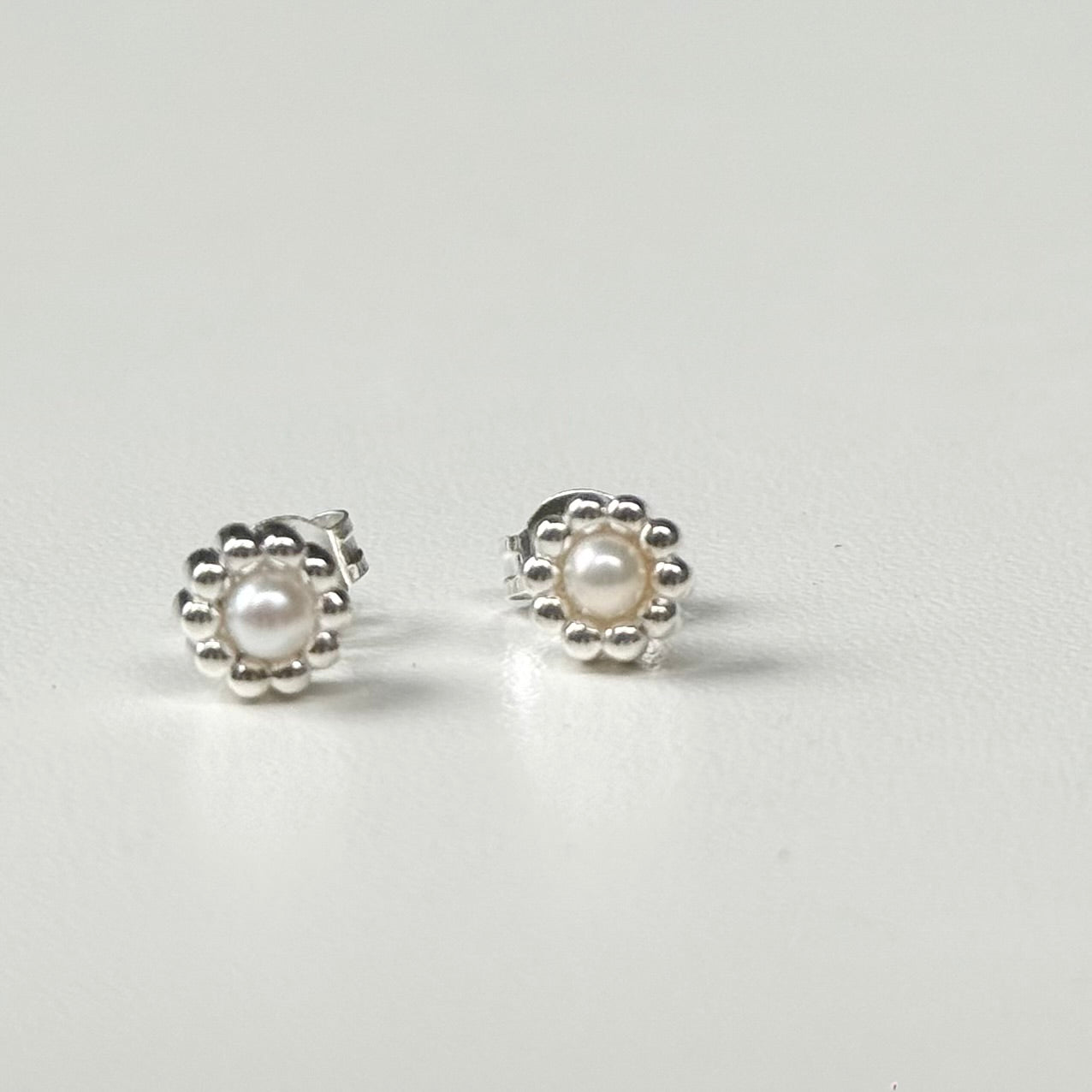 Pearl design pierce 3