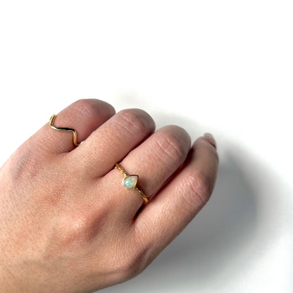 Brass petit ring 63
