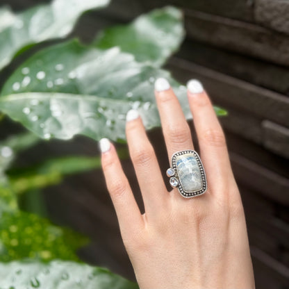 Big stone ring 6