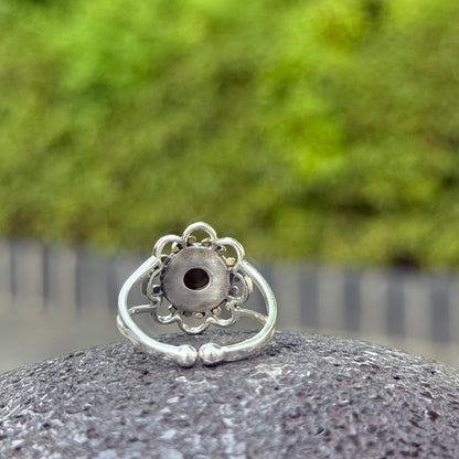 Flower design ring 13