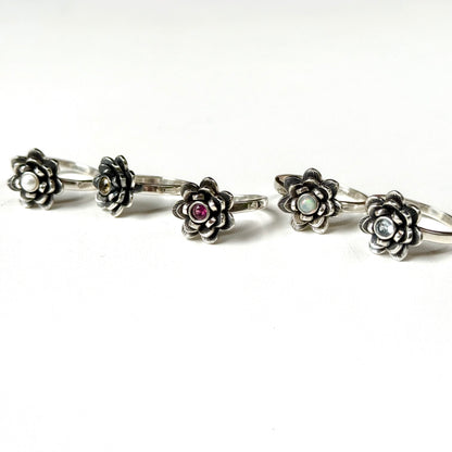 Flower design ring 10