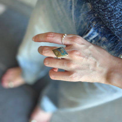 Big stone ring