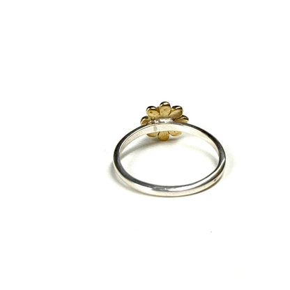 Flower design ring