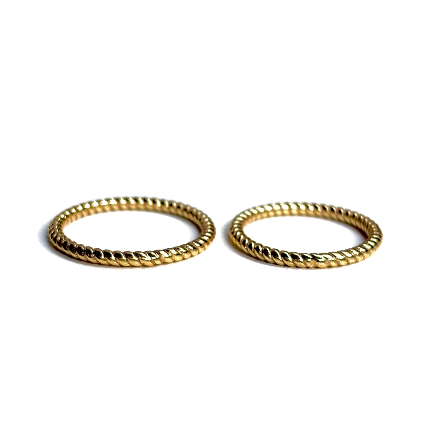 Brass plain ring 42