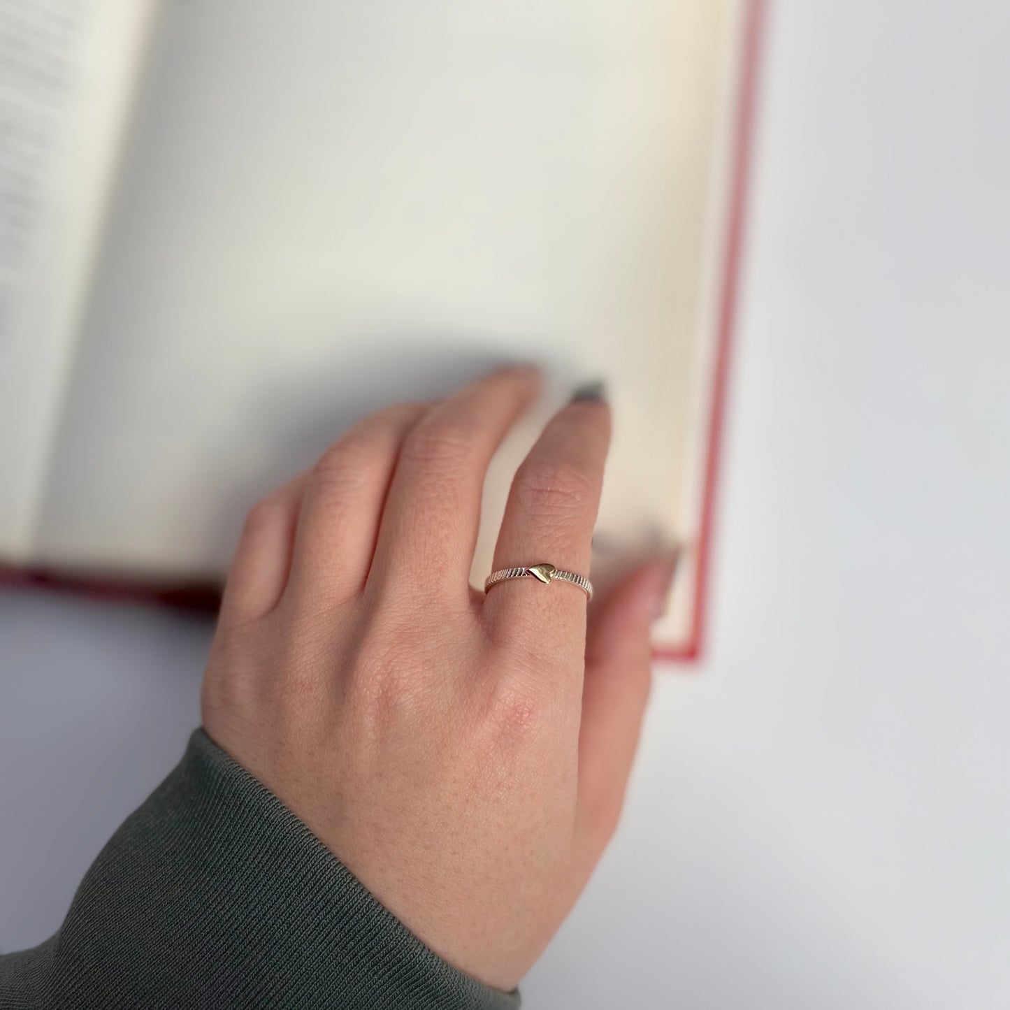 Heart plain ring 52