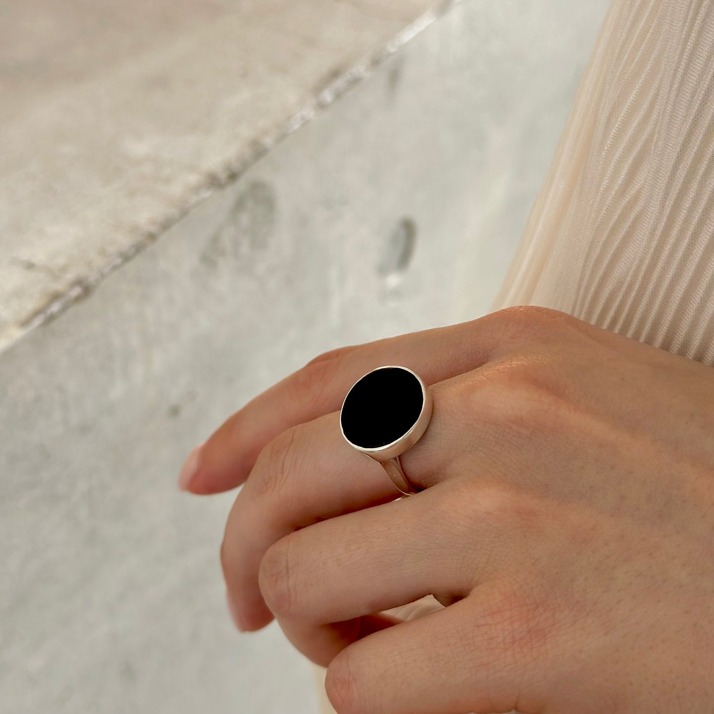 Silver925 circle stone ring〈Black onyx〉