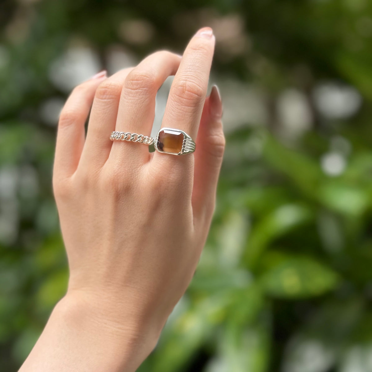 Square design ring 3