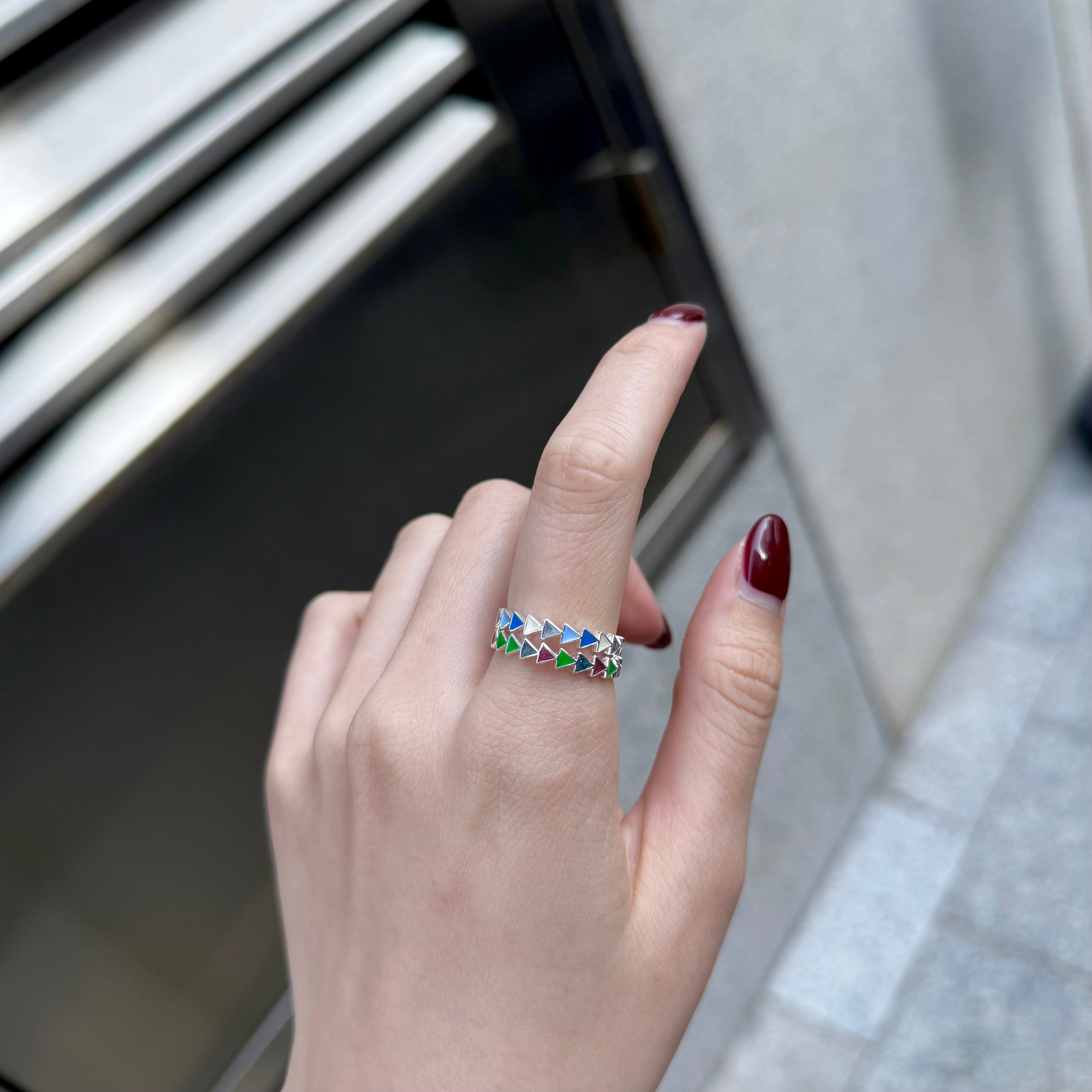 Triangle enamel ring 1 – Biju mam