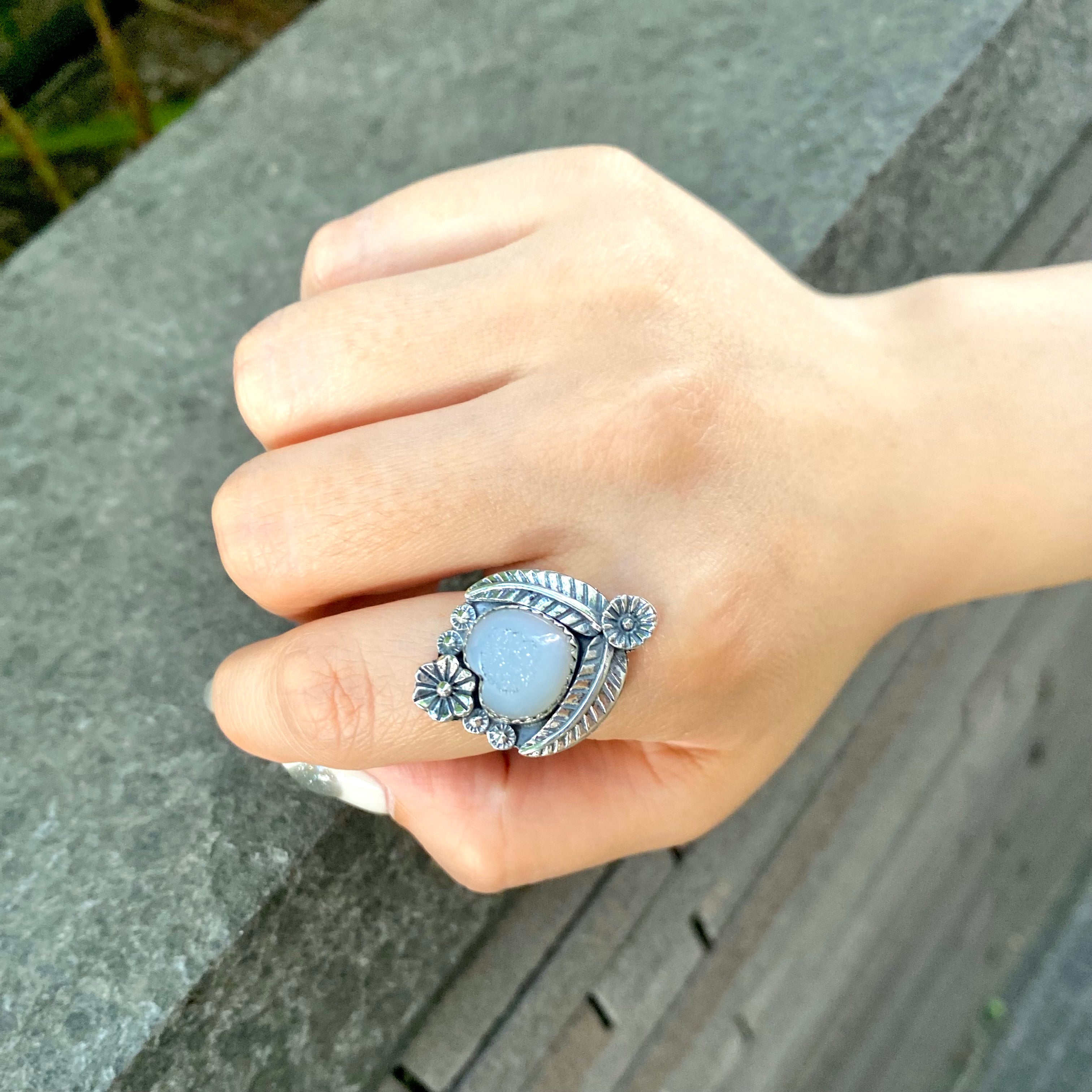 Heart design ring 3