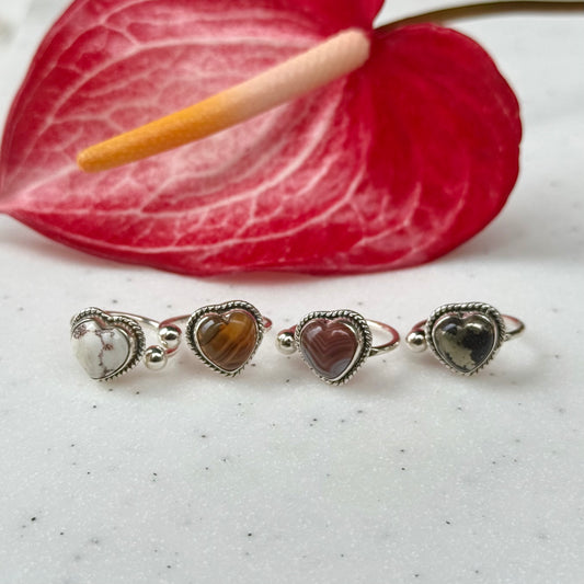 Heart design ring 7