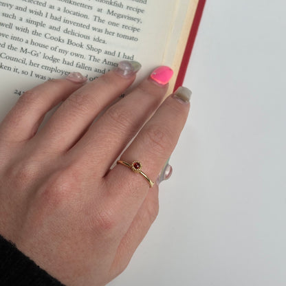 Brass petit ring〈Garnet〉