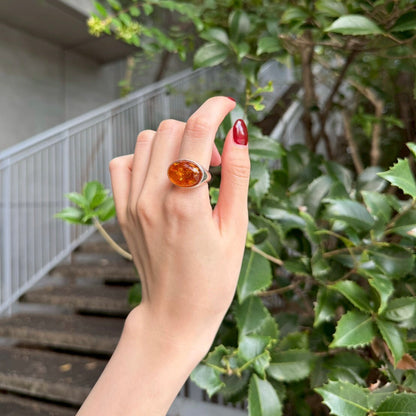 Amber design ring 3