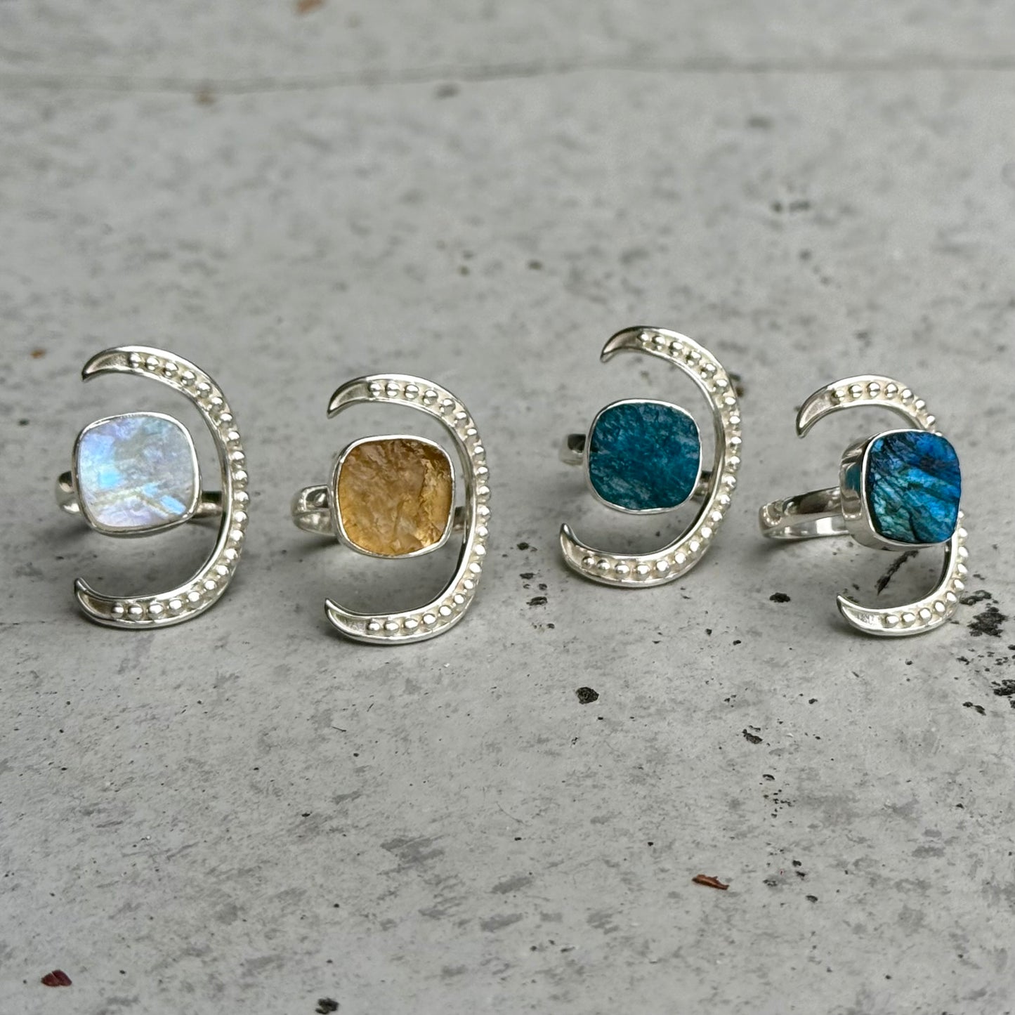 Moon design ring 9