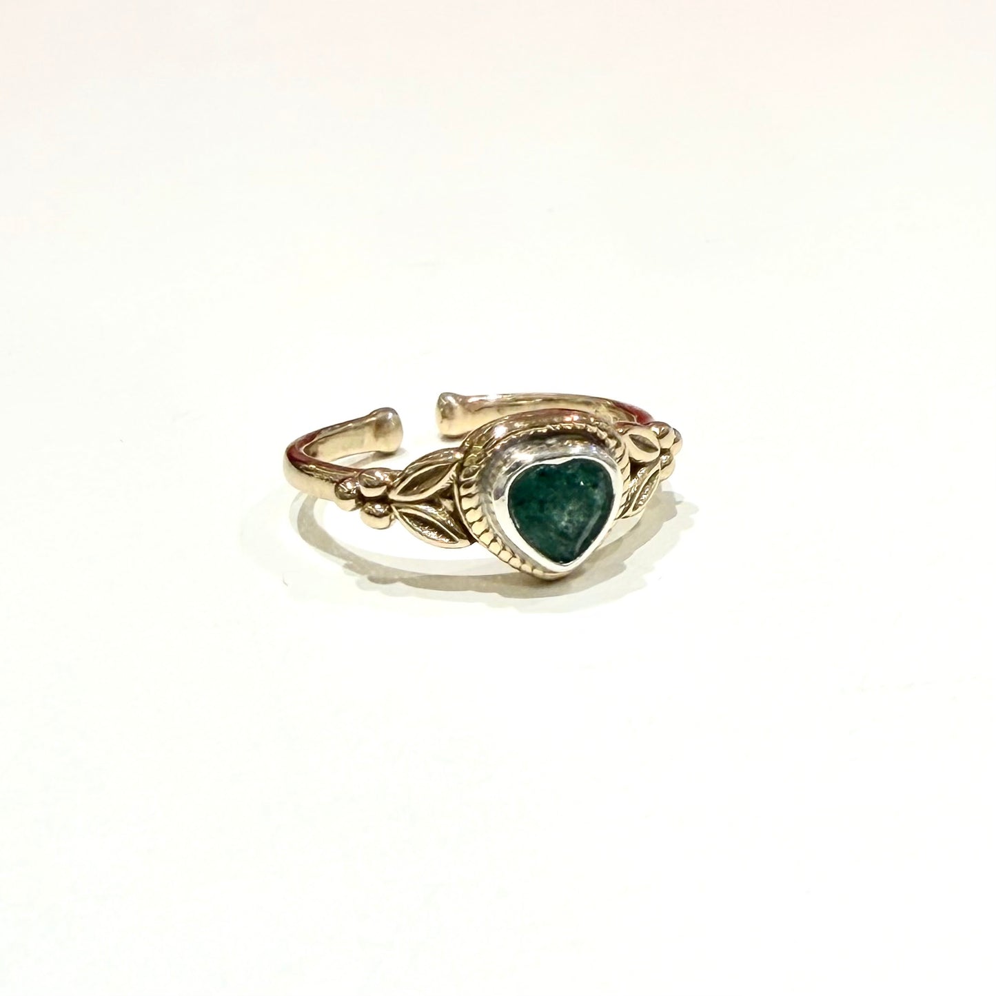 Heart design ring 6
