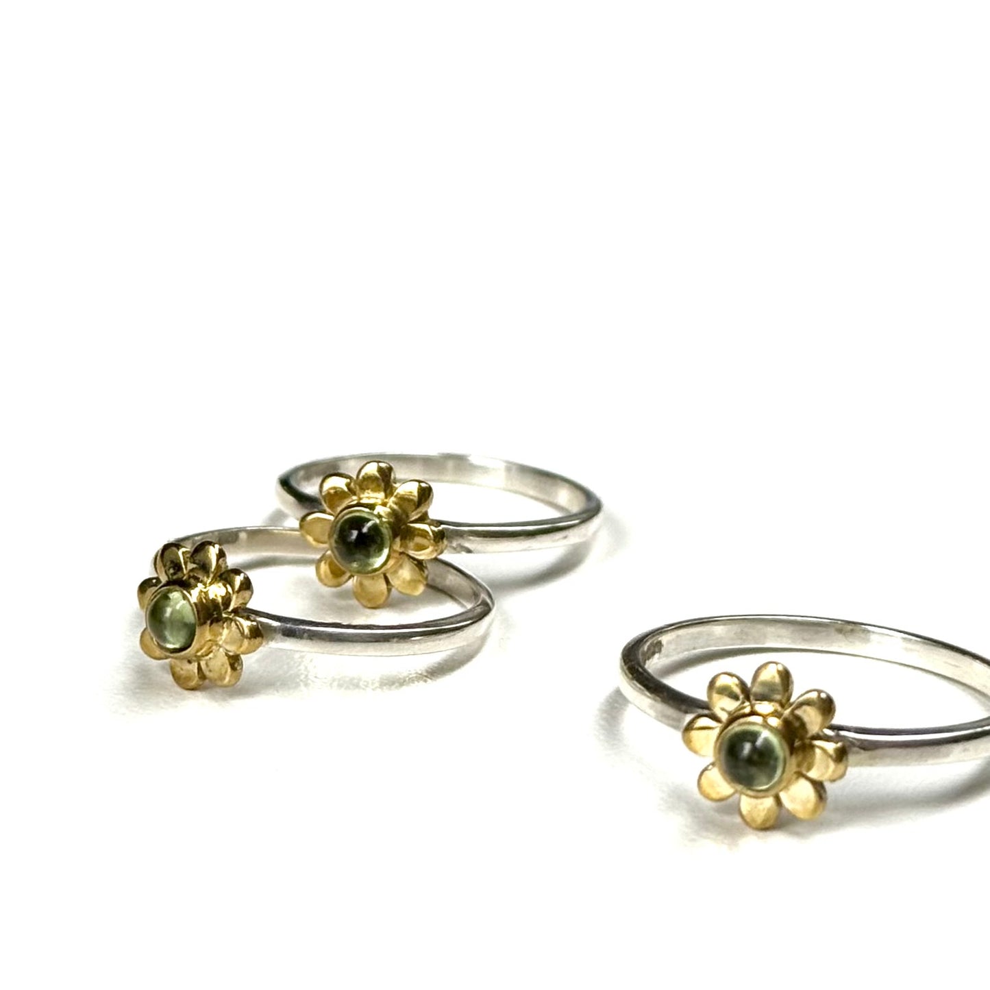 Flower design ring