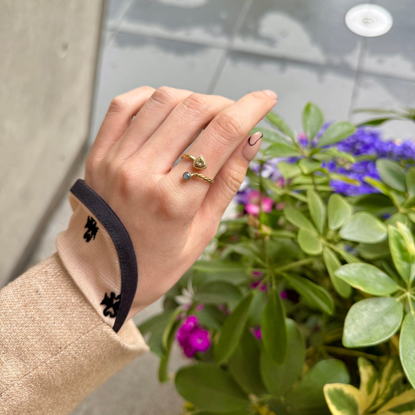 Brass 2stone ring 7